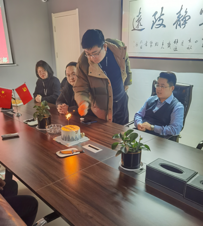 暖心相伴，共慶生辰 —— 萬碩集團1月生日會溫馨舉行