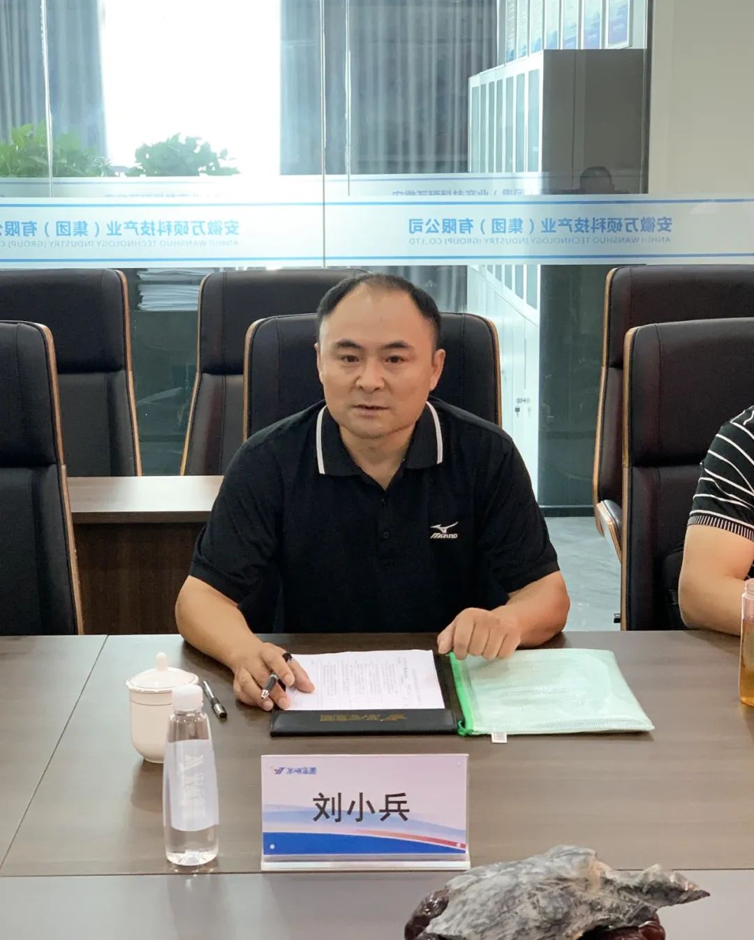 安徽省市場(chǎng)監(jiān)督管理局領(lǐng)導(dǎo)一行蒞臨安徽萬(wàn)碩科技產(chǎn)業(yè)(集團(tuán))有限公司考察指導(dǎo)商業(yè)秘密保護(hù)創(chuàng)新指導(dǎo)站建設(shè)工作