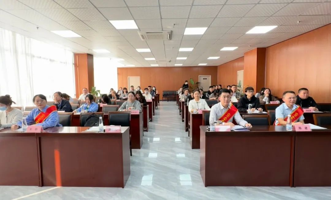 講創(chuàng)新故事，做創(chuàng)新達(dá)人｜2023年安徽省企業(yè)“創(chuàng)新達(dá)人”宣講大會(huì)在安徽萬(wàn)碩科技產(chǎn)業(yè)（集團(tuán)）有限公司舉辦